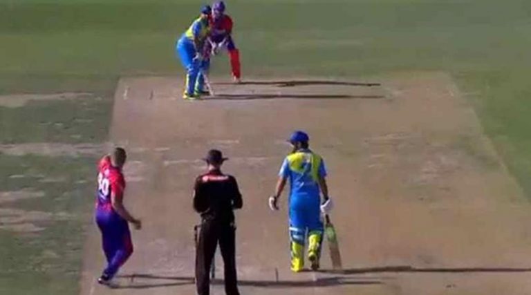 Romanian bowler Pavel Florin creates buzz with his unorthodox Bowling Action