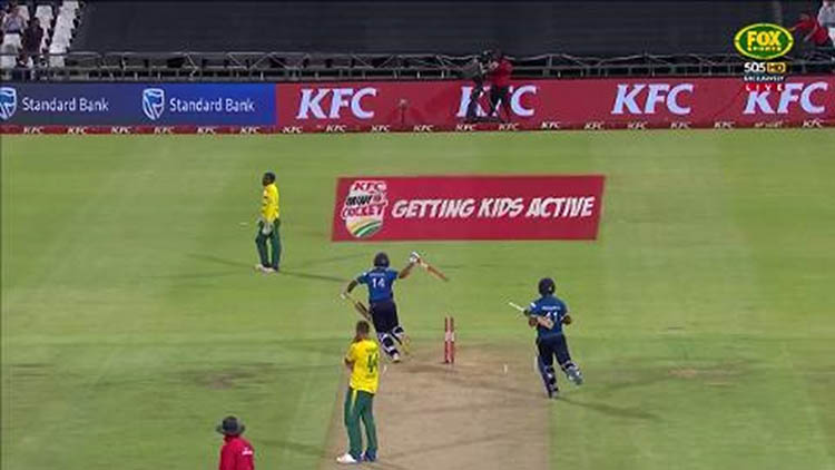 moments Asela Gunaratne against South Africa (Cape Town 2017)