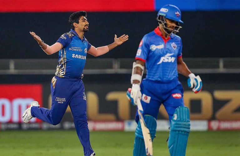 IPL 2020: Jasprit Bumrah Sensational Yorker Rattles Shikhar Dhawan’s Woodwork