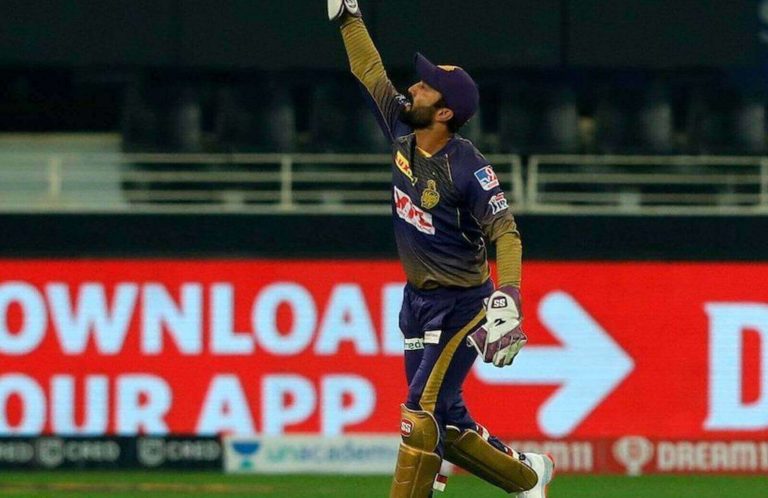 Dinesh Karthik Takes A World-Class Catch To Dismiss Rajasthan Royals Opener Ben Stokes