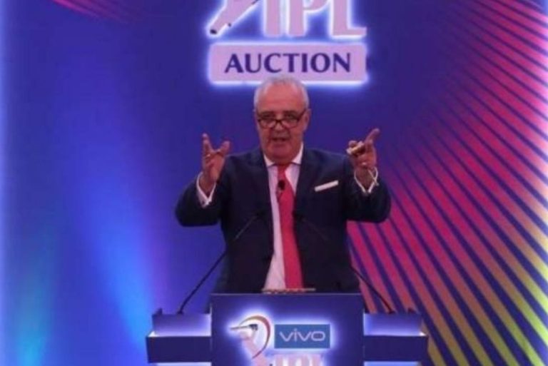 Watch: Auctioneer Hugh Edmeades Collapses in between IPL 2022 Mega-Auction