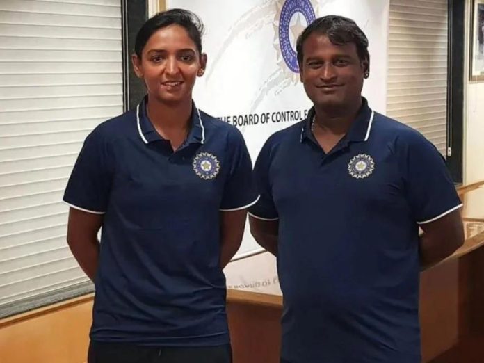 Harmanpreet Kaur and Ramesh Powar