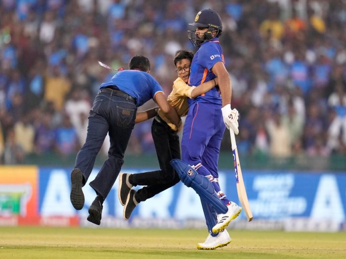 Rohit Sharma Young Fan Fell