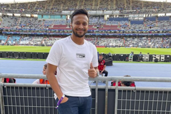 Shakib Al Hasan on social media